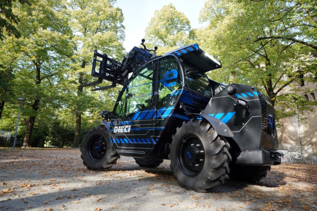 DIECI Mini Agri-e - Le premier chariot télescopique électrique flexible